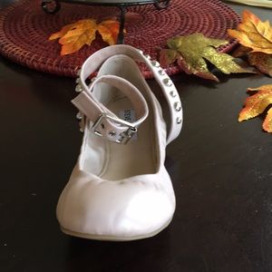 Steve Madden blush flat size 7.5 Never worn